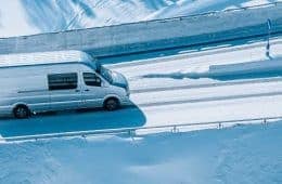 Header - rijden in sneeuw met camper