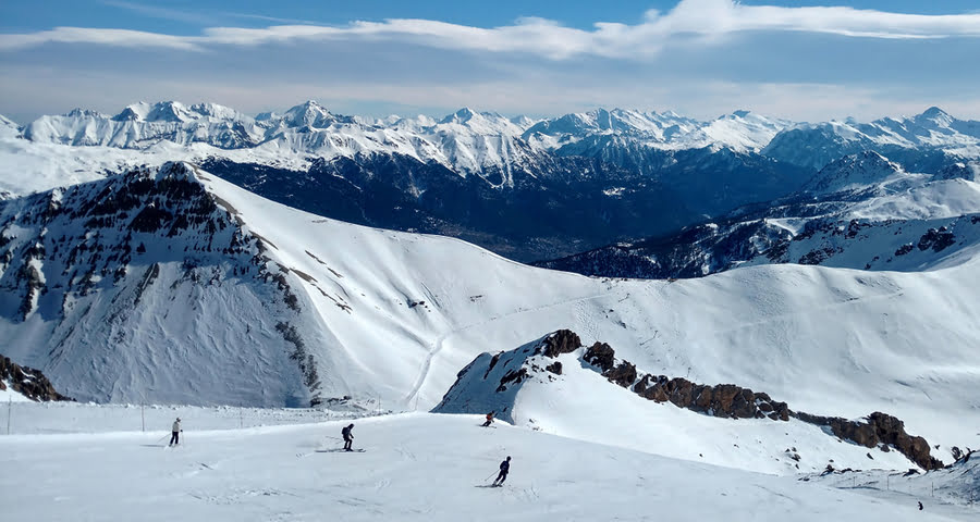 uitzicht op de skipistes van Serre Chevalier