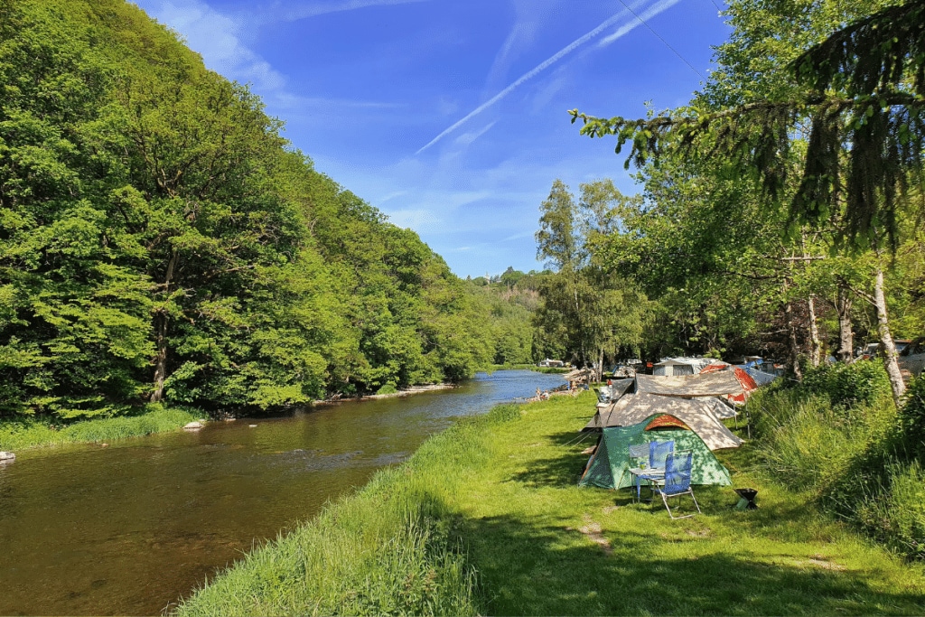 Camping De l'Ourthe - natuurcamping Ardennen